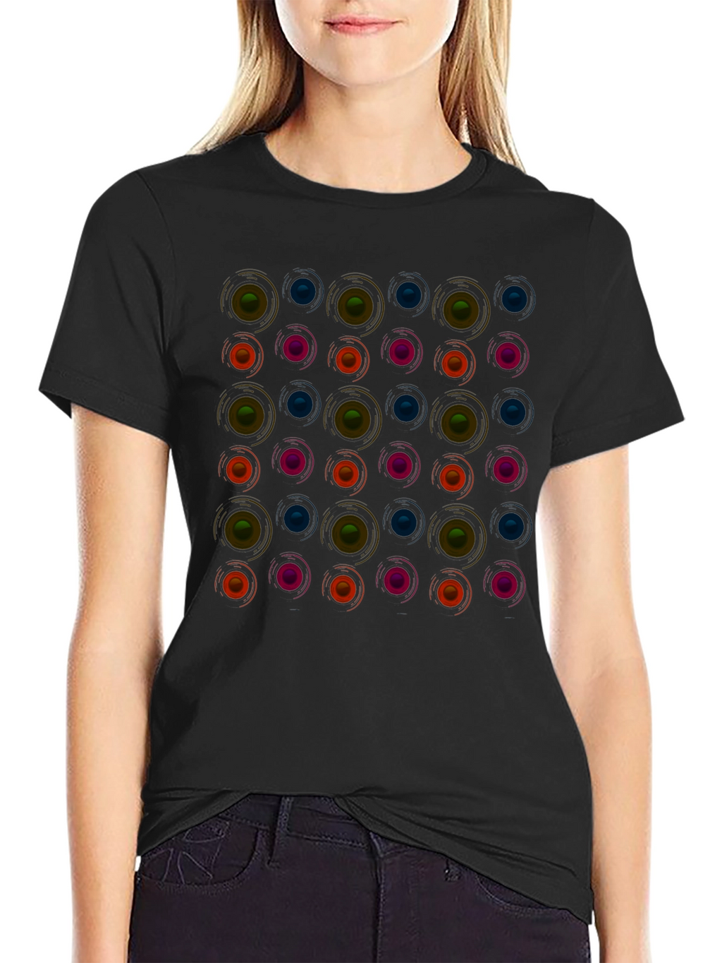 Retro Circle Pattern Black T-Shirt - Modern Graphic Tee